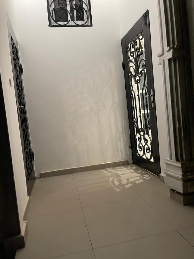Eve Home Яунде Экстерьер фото